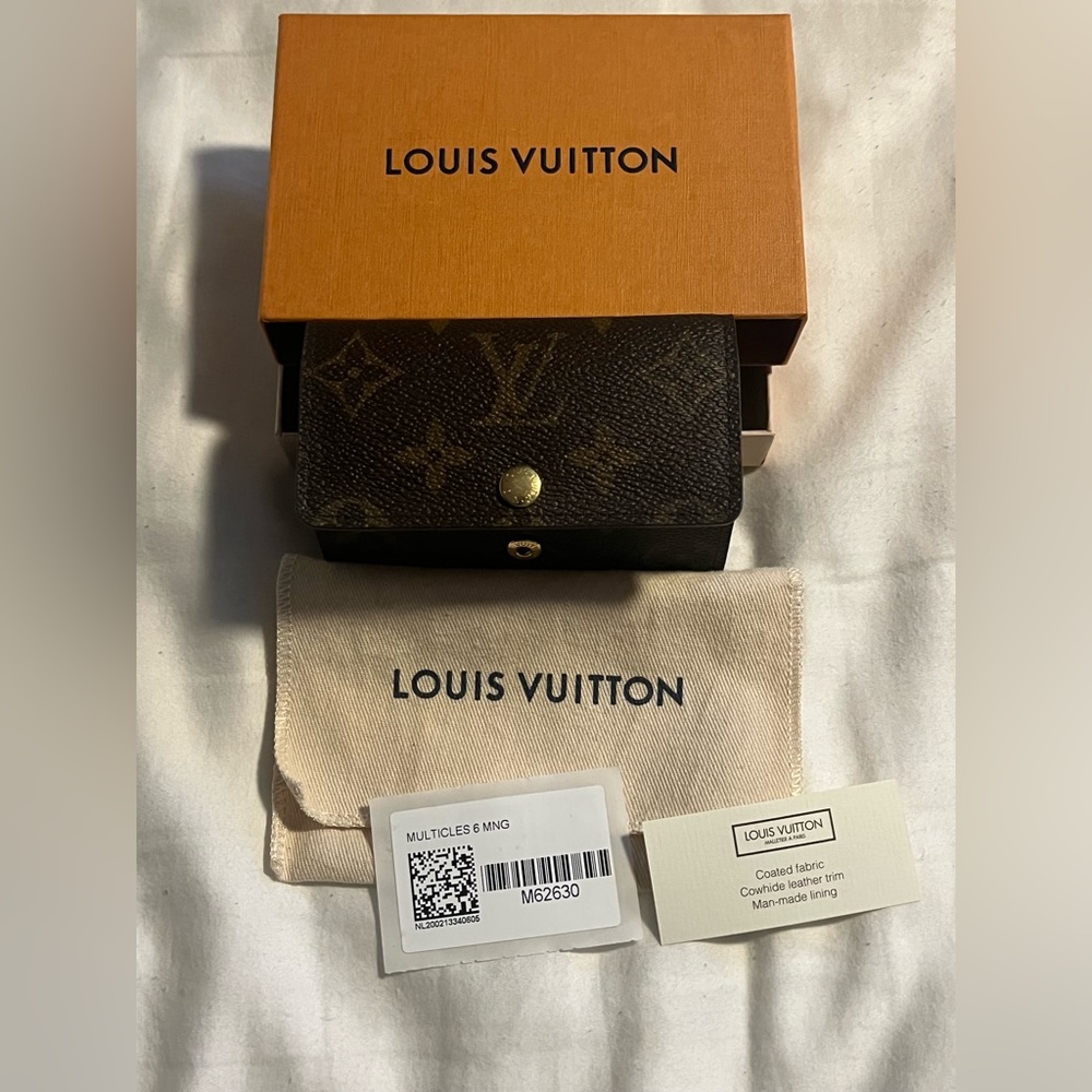 Louis Vuitton 6 keys holder monogram